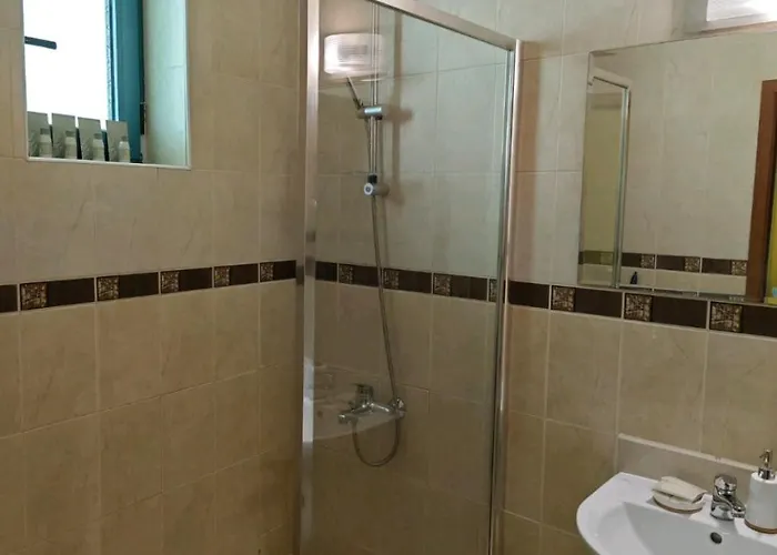 Sunny Cozy Apartment *